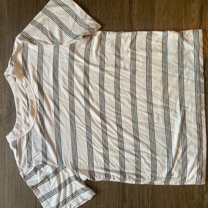 American Eagle Size XS Soft t-shirt